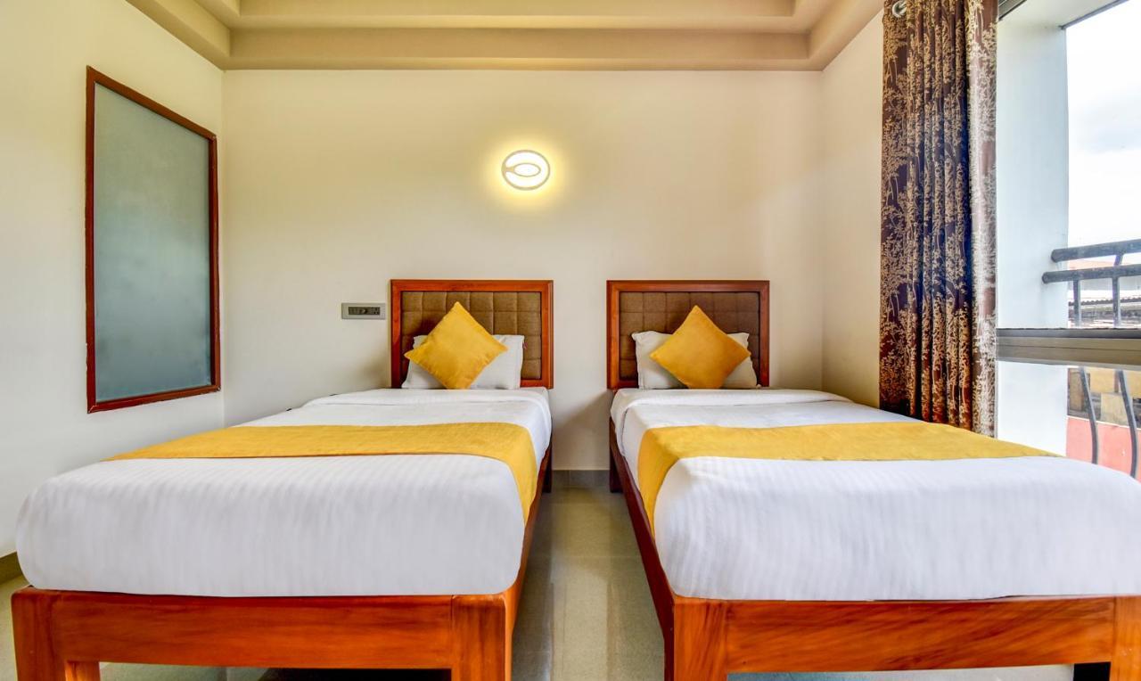Hotel Garden Inn Kochi Extérieur photo