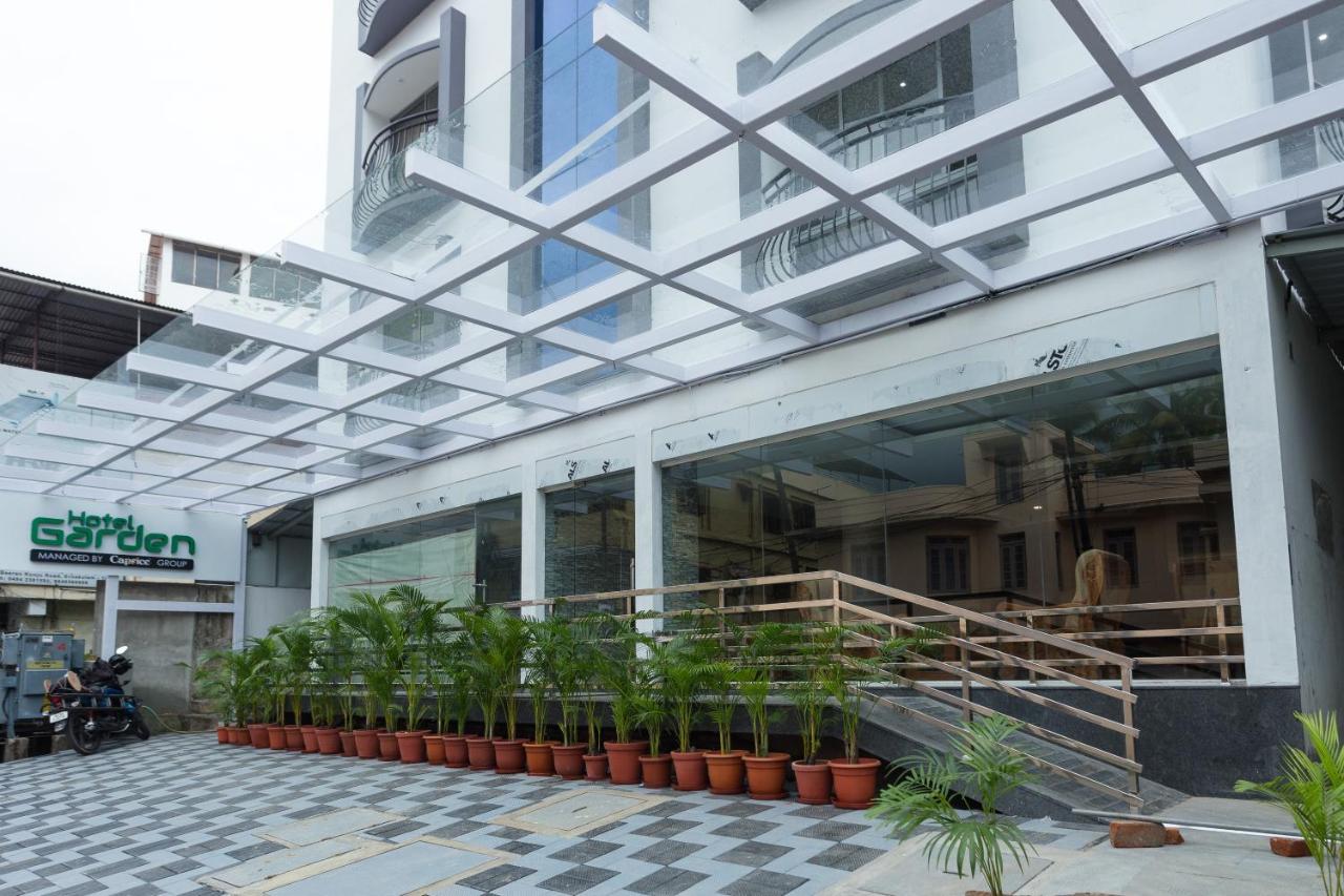 Hotel Garden Inn Kochi Extérieur photo
