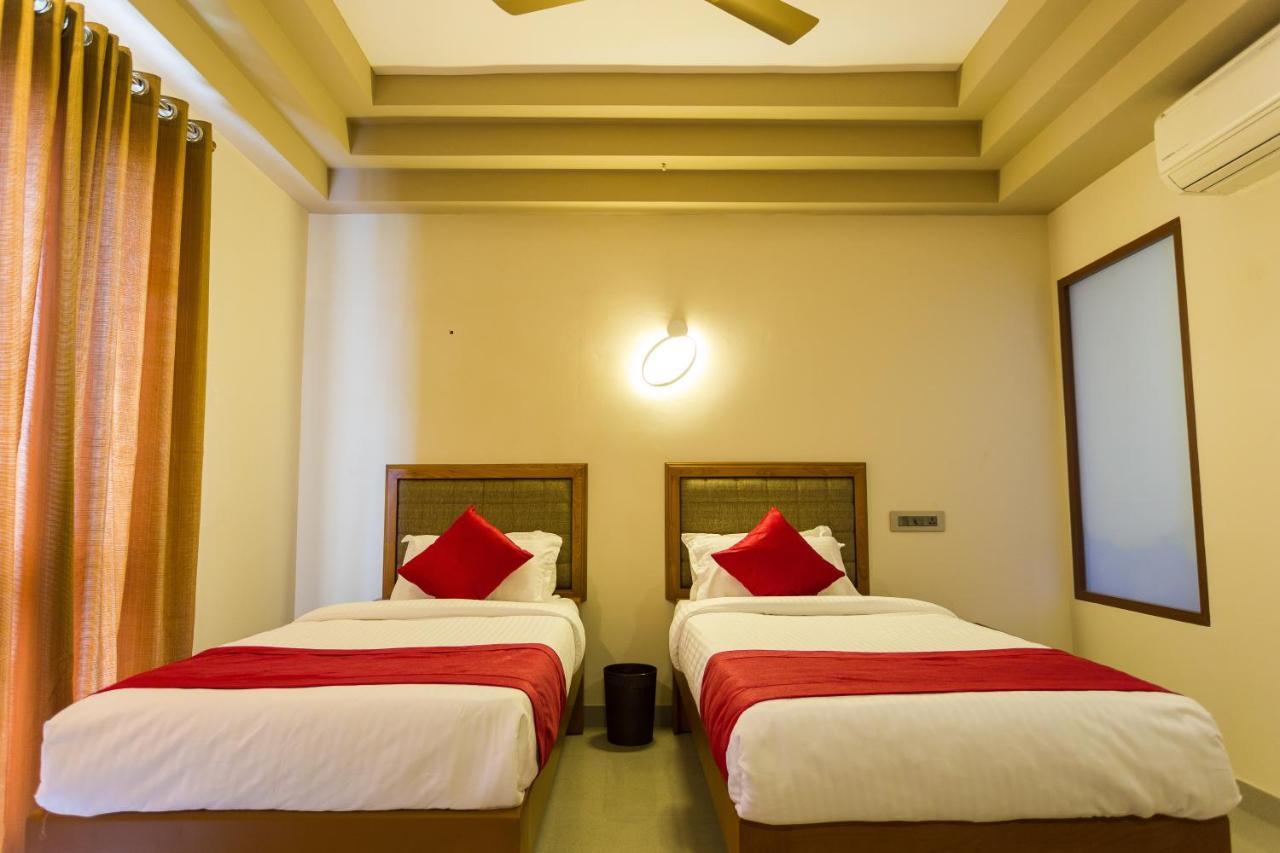 Hotel Garden Inn Kochi Extérieur photo